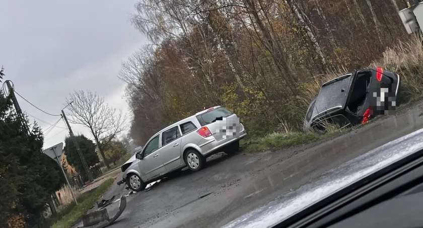 Wypadek w Strojcu - jedna osoba trafiła do szpitala