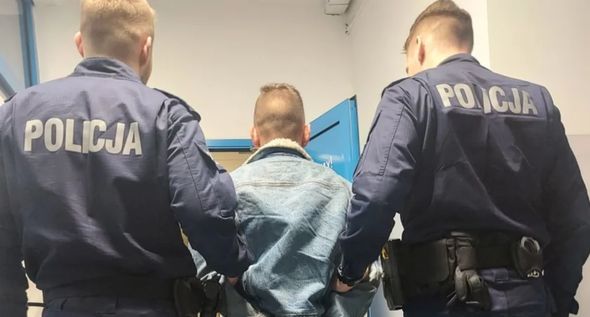 Uciekał przed policją i o mało nie spowodował wypadku - jak się tłumaczył?