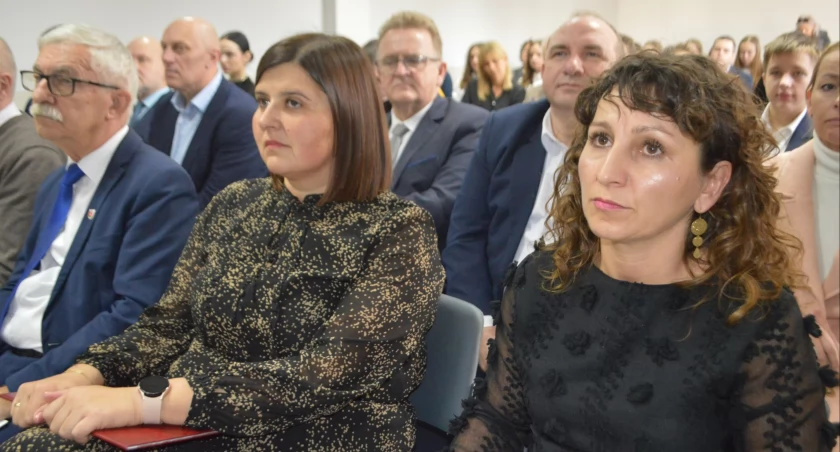 Najzdolniejsza młodzież odebrała stypendia 
