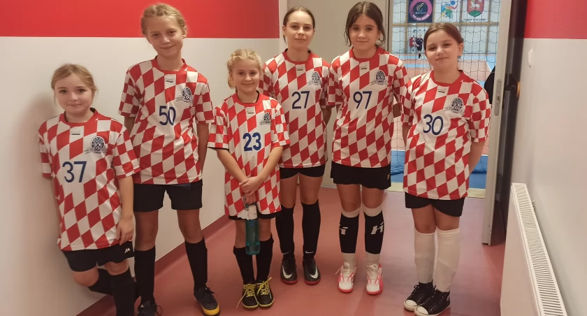 Święto kobiecej piłki nożnej w Wieluniu – turniej trzech klubów