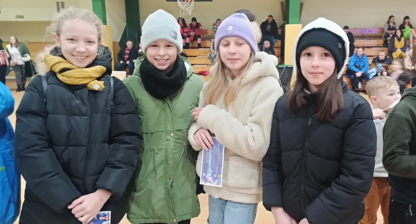 Charytatywny koncert Fundacji Espero w Pajęcznie - Łobuzy porwały do zabawy