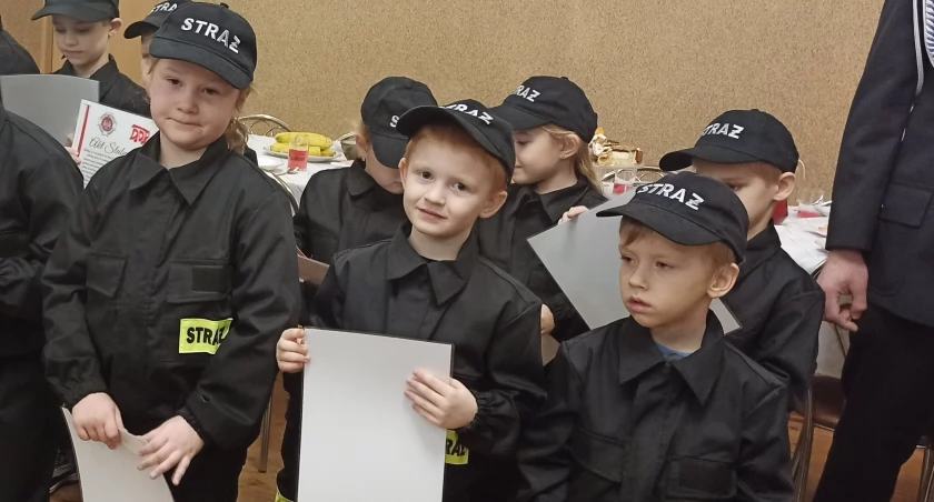Członkowie MDP i DDP z OSP Bieniec złożyli przysięgę - przyjęci w poczet strażackiej braci