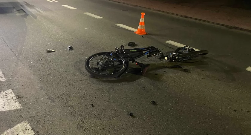 Wypadek - jedna osoba przewieziona do szpitala 