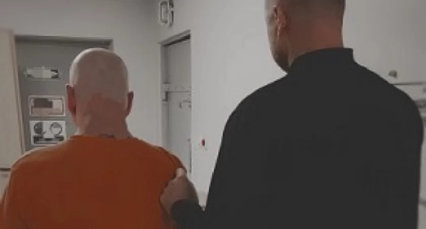 Kradł towar, sprzedawał go i kupował alkohol - 47-latek wpadł w ręce policji 