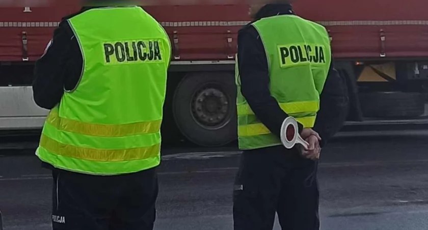 Mieszkaniec Wielunia uciekał przed pajęczańską policją 