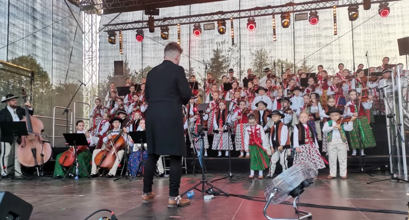 Mała Armia Janosika w Wieluniu - największa góralska kapela wystąpi na Placu Legionów