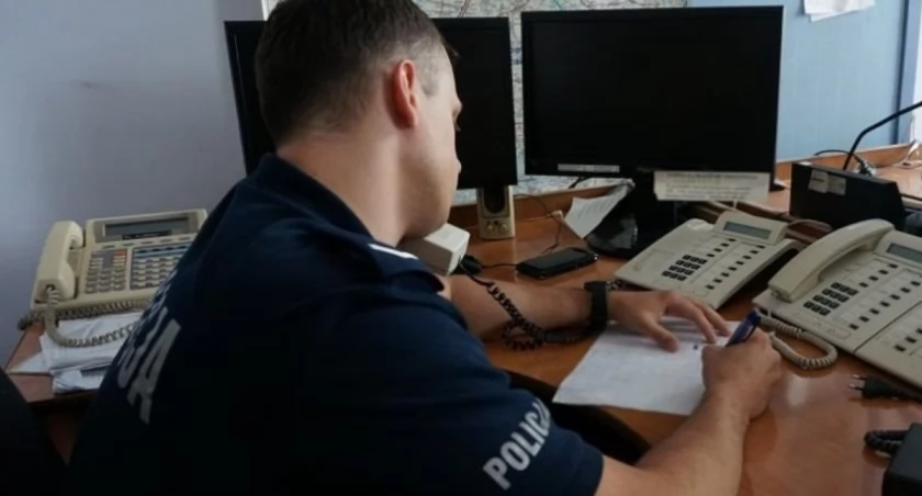 Pracownica banku uratowała oszczędności seniorki