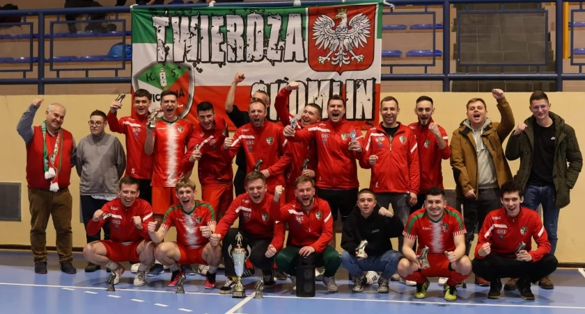 KS Victoria Skomlin wygrywa turniej!