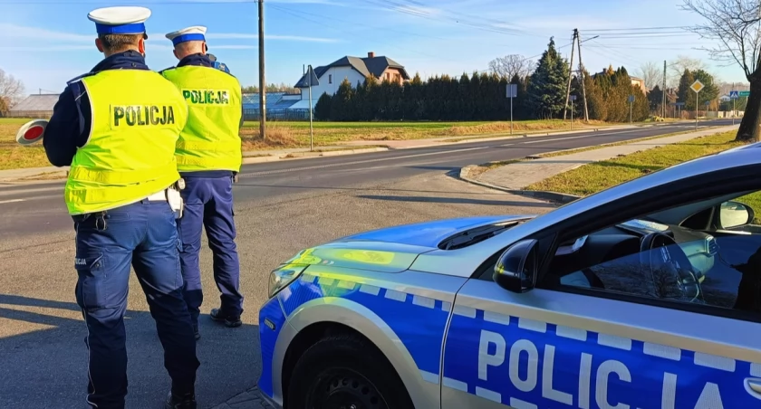 Znacznie przekroczył prędkość. 23-latek był pijany i bez uprawnień