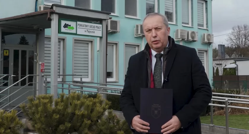 Nowa wizja Powiatowego Urzędu Pracy w Pajęcznie - co może się zmienić?