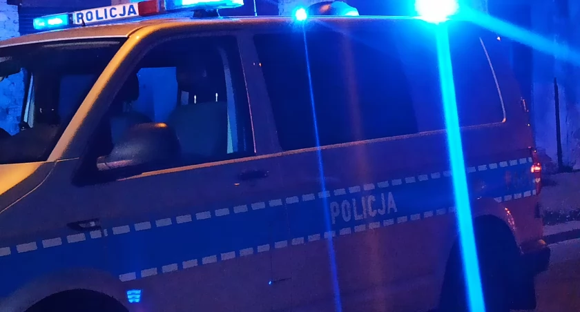 W ciągu kilkunastu minut odnaleźli zaginionego - policjanci z komendy w Pajęcznie zdążyli na czas 