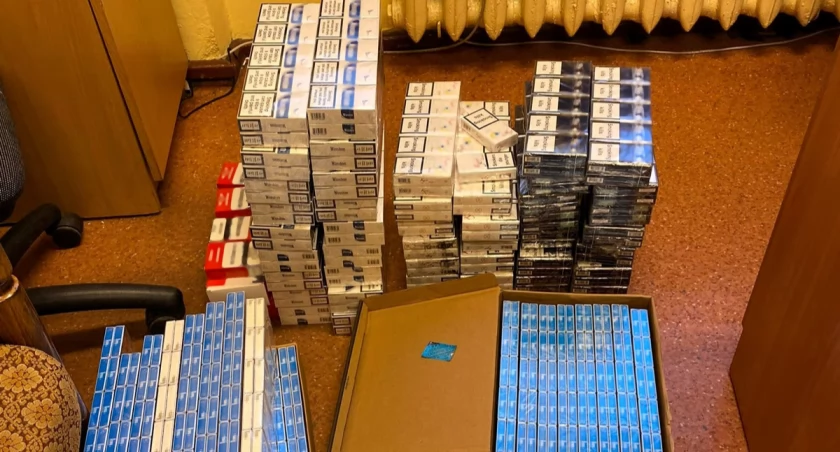 Policjanci przerwali handel nielegalnymi papierosami