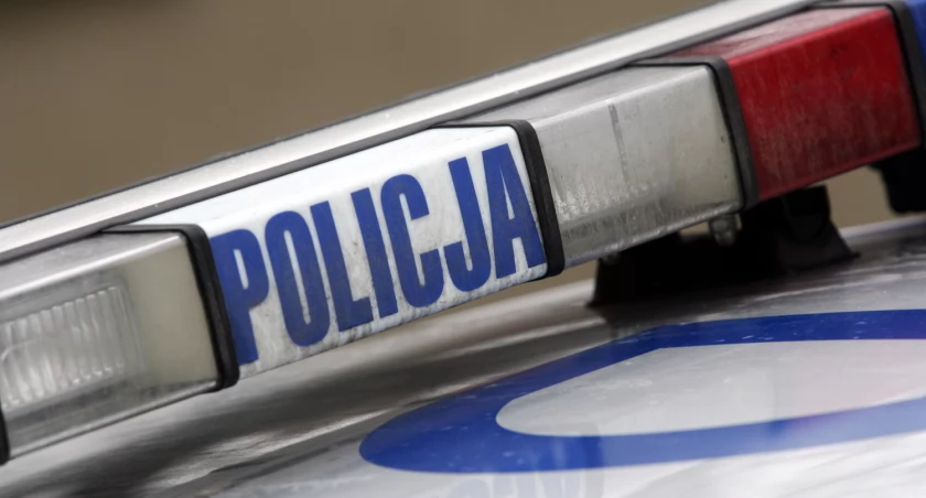 Uderzył mężczyznę, bo ten zwrócił mu uwagę na temat złego parkowania