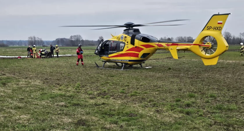Wypadek motocyklisty - przetransportowano go helikopterem do szpitala