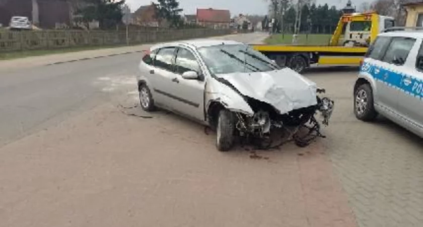 Pijany Kolumbijczyk z impetem wjechał w płot