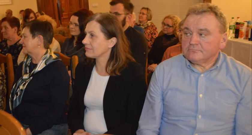 Muzyczny Dzień Kobiet w dworku 
