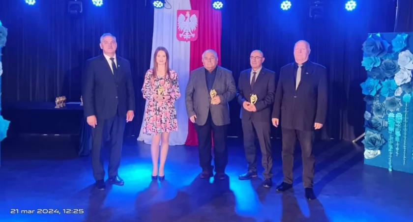 Piłkarska Akademia Lututów z nagrodą burmistrza.