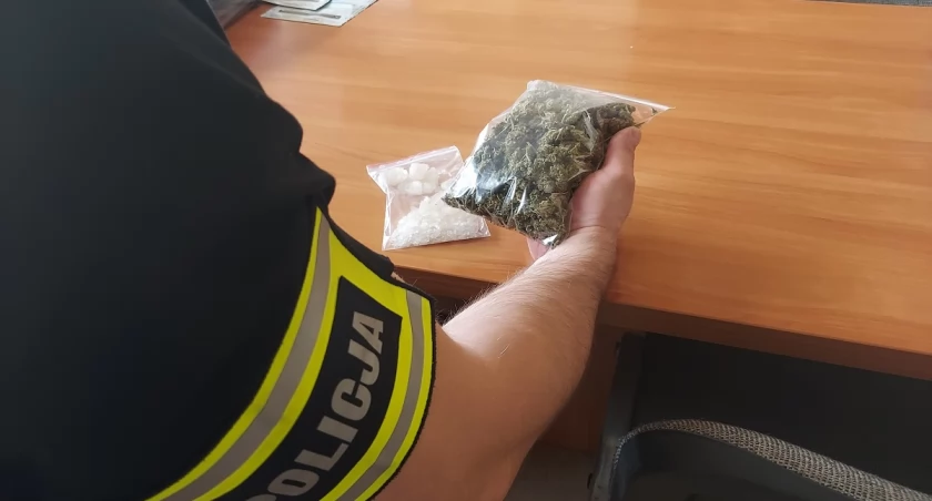 Ponad 100 gramów narkotyków w mieszkaniu - 35-latkowi grozi nawet 10 lat więzienia