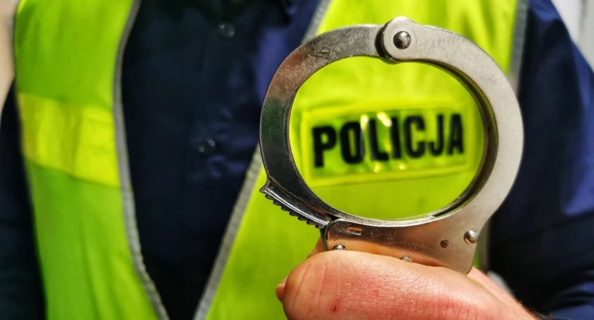 Seryjna złodziejka zatrzymana. Zaatakowała ekspedientkę