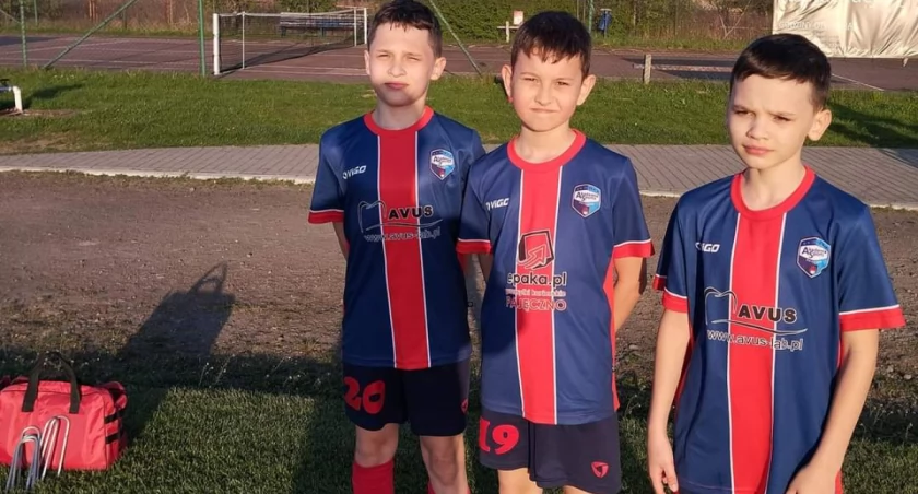 Ciężka praca Akademii Sportu Pajęczno przynosi efekty.