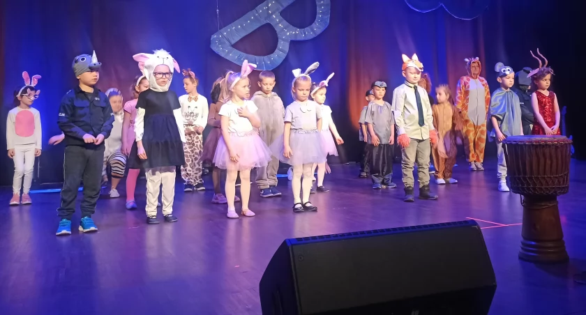 II Talent Show przez Niebieskie Okulary  w Wieluniu
