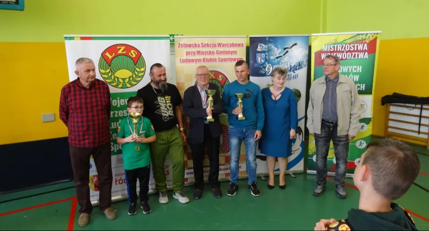LKS Czarna Damka Lututów z kolejnymi sukcesami.