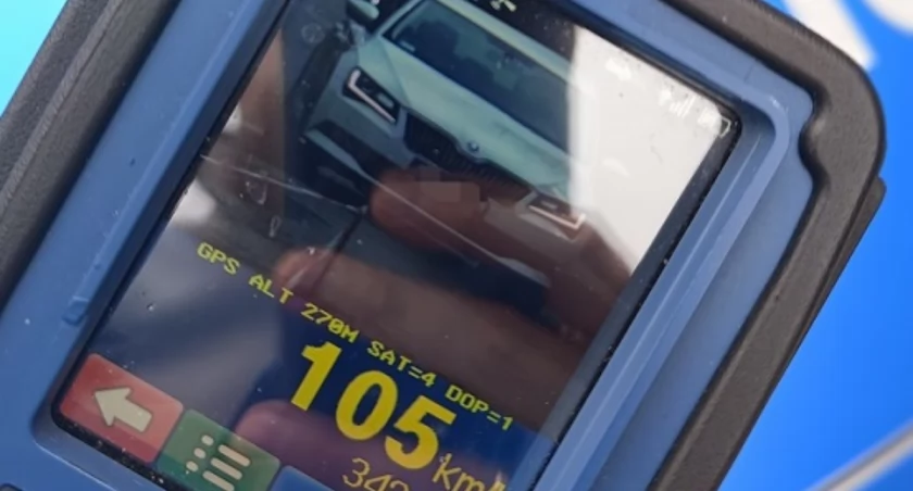 Pirat drogowy zatrzymany! Mężczyzna gnał jak szalony w obszarze zabudowanym
