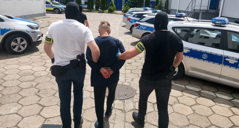 Zabójstwo dwóch osób w Bełchatowie - 41-letni sąsiad zatrzymany
