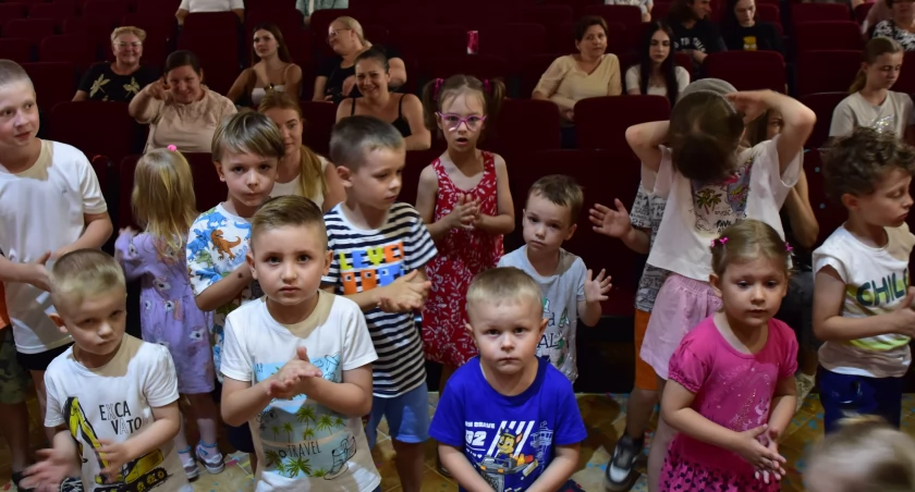 Cyrk przyjechał do Działoszyna  - MGDK zaprosił dzieci na zabawę z klaunami 