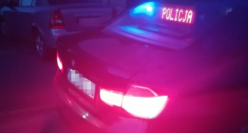 Na widok policjantów zaczął się dziwnie zachowywać - szybko wyszło na jaw, co ma na sumieniu 