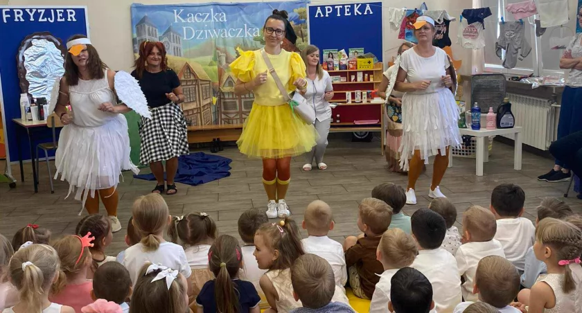Festyn Rodzinny w przedszkolu - przedstawienie było udaną niespodzianką