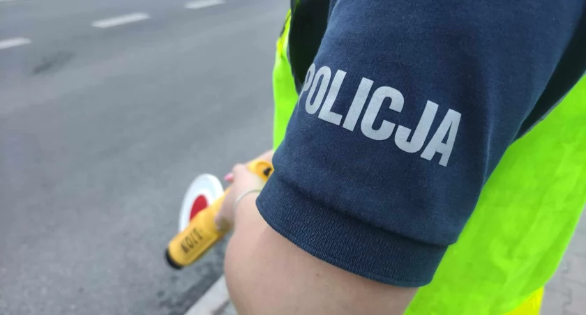 Straciła panowanie nad hulajnogą. Na miejscu interweniowała policja 