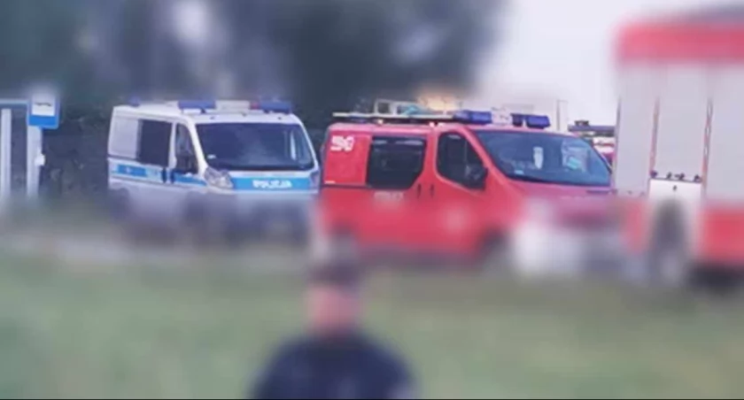 Strażacy wyważyli drzwi. W środku była staruszka...