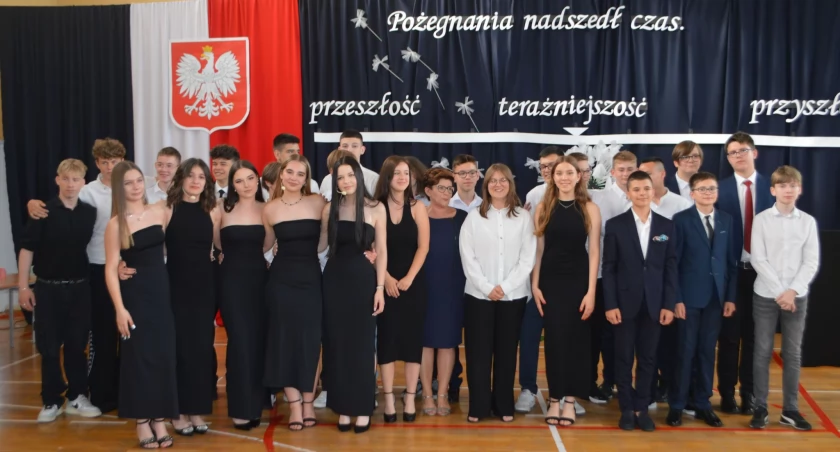 I kolejni absolwenci zapisali się na kartach historii wieluńskiej 