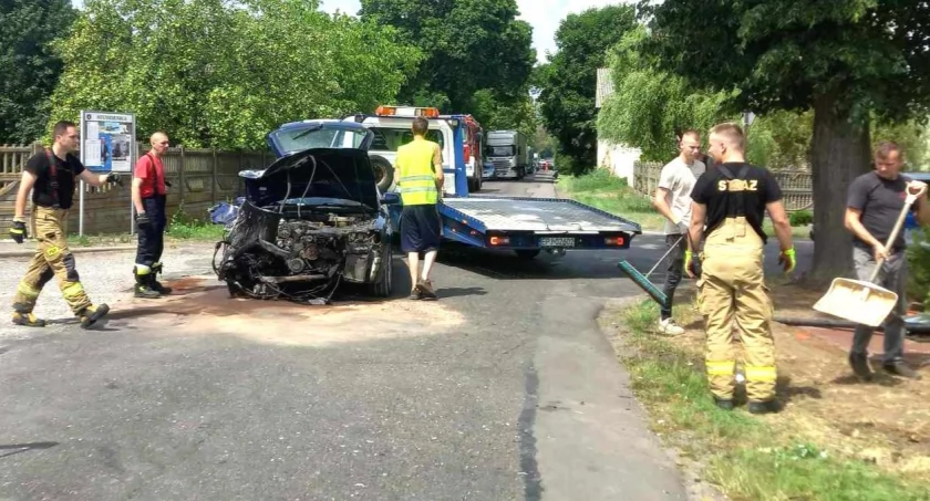 Ranne czworo dzieci. Wypadek w gminie Kiełczygłów