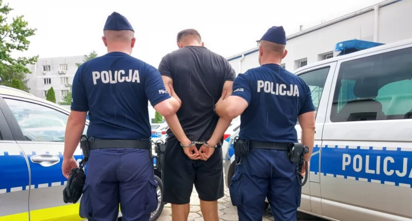 Ponad pół kilograma narkotyków i sporo gotówki. Areszt dla 30-latka