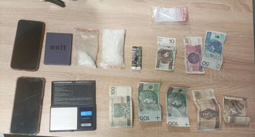 Diler wpadł na gorącym uczynku - miał przy sobie metamfetaminę