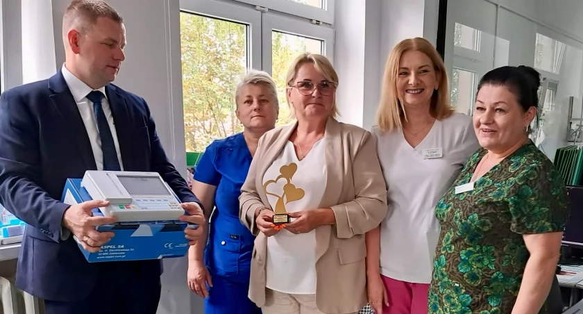 Nowy sprzęt trafił do wieluńskiego szpitala - kupił go Rejonowy Bank Spółdzielczy w Lututowie
