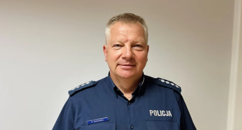 10-latka wpadła do jeziora. Uratował ją policjant z Ostrowa Wielkopolskiego