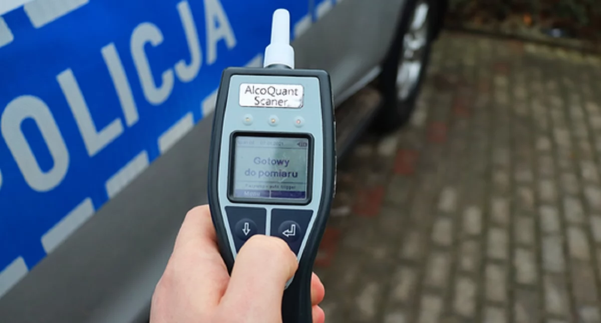 Kac nie zwalnia z odpowiedzialności. Policja zatrzymała czterech kierowców