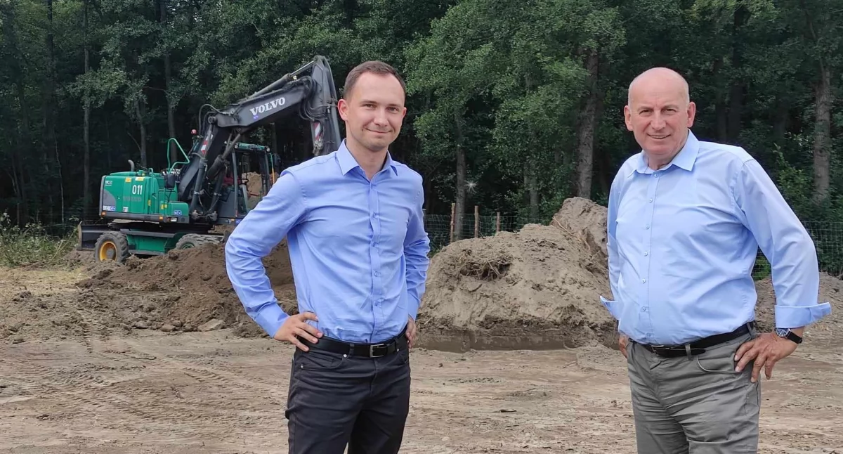 Pierwsza łopata wbita. Ruszyła budowa domu seniora 