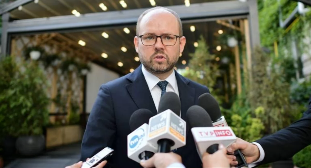 Fikcyjny etat żony posła w PZU? - To kłamstwo i manipulacja - mówi Marcin Przydacz