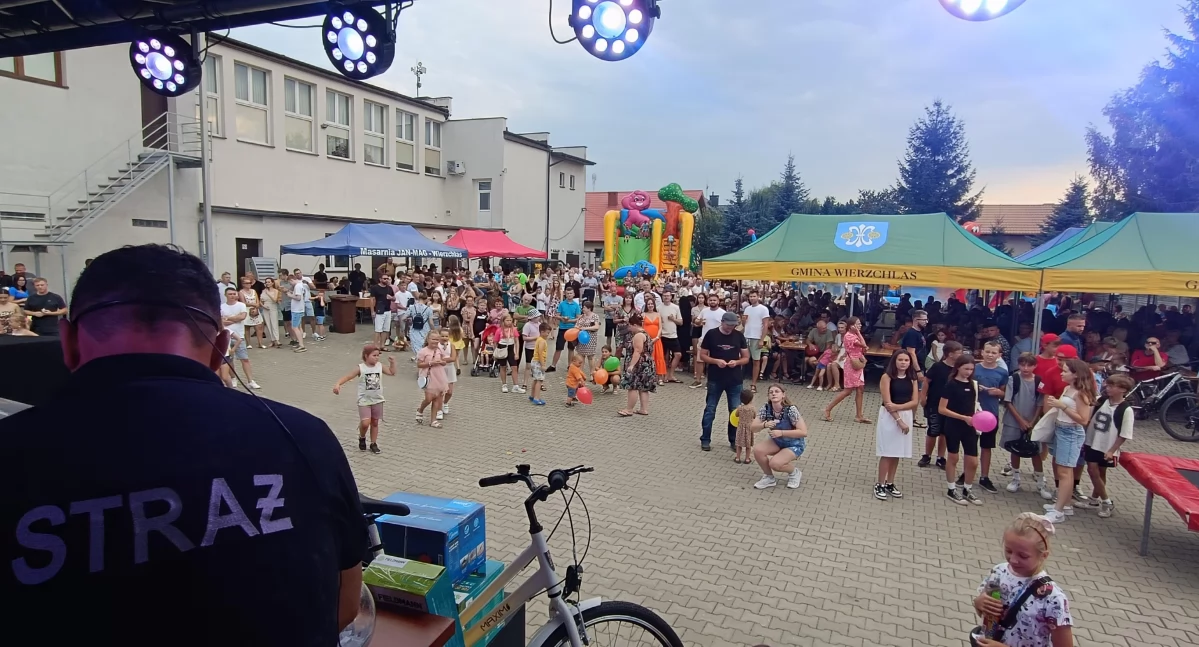 Wielki Festyn Odpustowy w Wierzchlesie: DJ Kaczor i Grupa Podwyższonego Ryzyka rozgrzewają publiczność