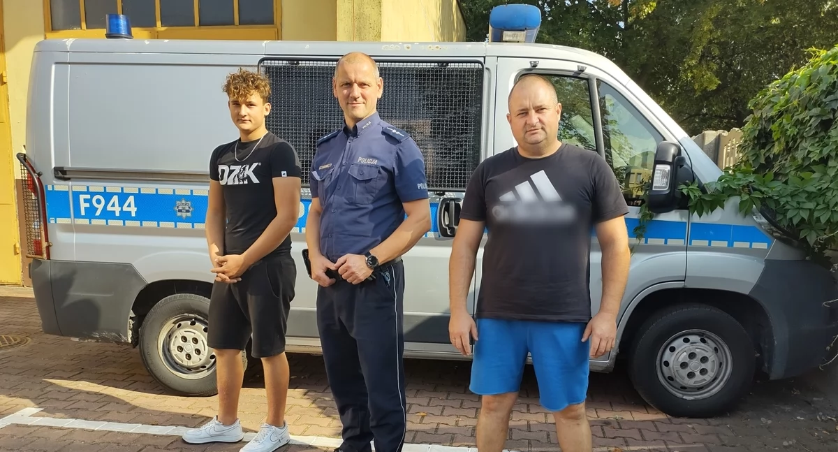 Uczciwy ojciec - uczciwy syn. Portfel wraz z zawartością wrócił do właściciela