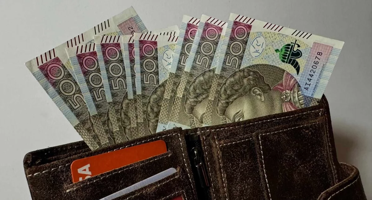 Rząd zaskoczył. Płaca minimalna będzie jeszcze wyższa