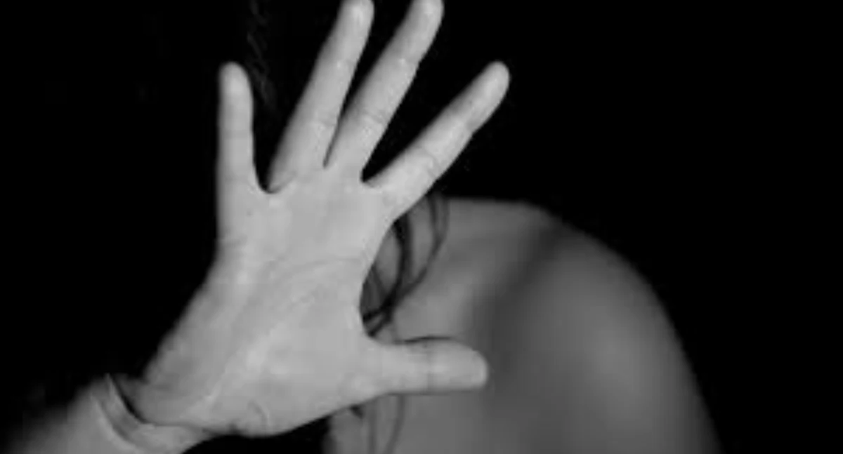 23-latek przez ponad dwa lata znęcał się nad rodziną - mężczyzna został już zatrzymany