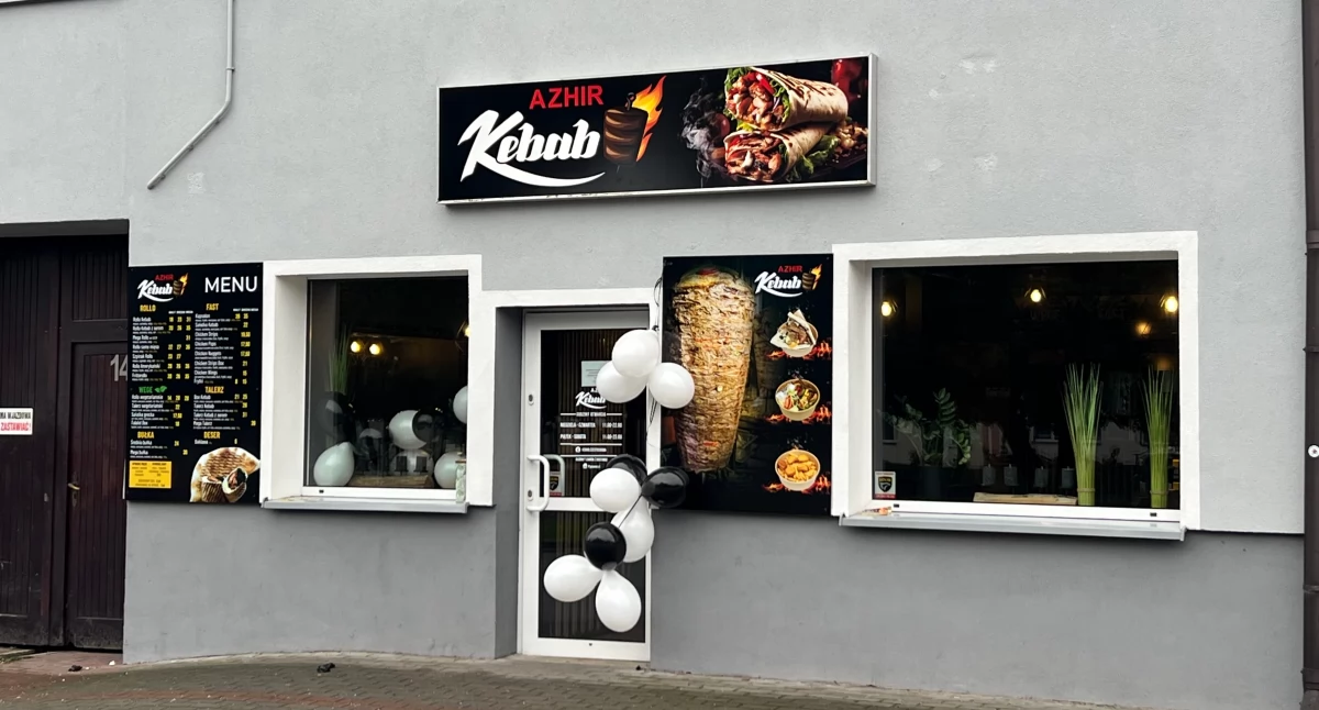 Bary z fast foodami coraz bardziej popularne na wioskach: Dziś otwarto nowy kebab w Sulmierzycach