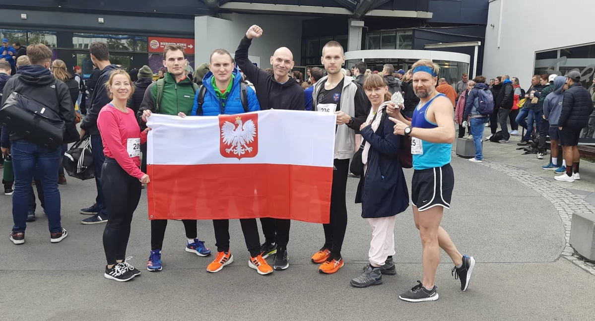 Wielunianin Marek Martyniak na 40. miejscu w Run Up Berlin – Polacy dominują zawody w bieganiu po schodach