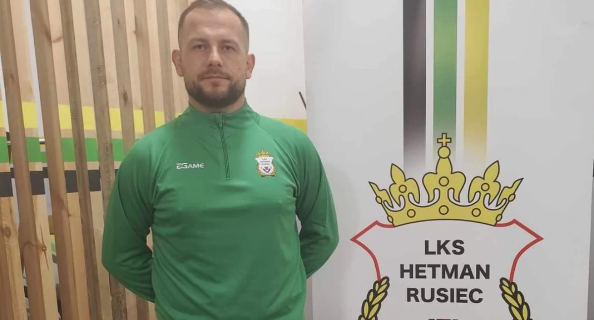 Adrian Teodorczyk obejmuje stery Hetmana Rusiec. Nowe wyzwanie w sieradzkiej Klasie Okręgowej