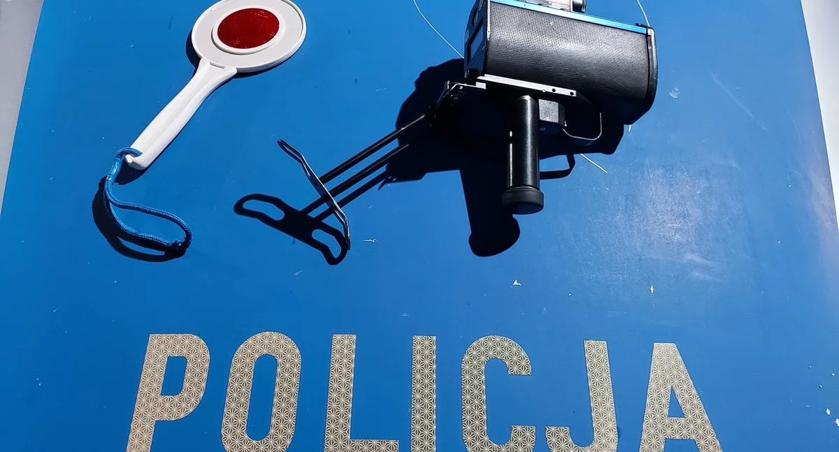 Pirat drogowy z wieluńskiego pędził blisko 120 km/h w obszarze zabudowanym! I to nie był jego pierwszy raz...